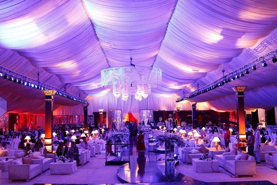 Eastern-Marquee Eastern-Marquee