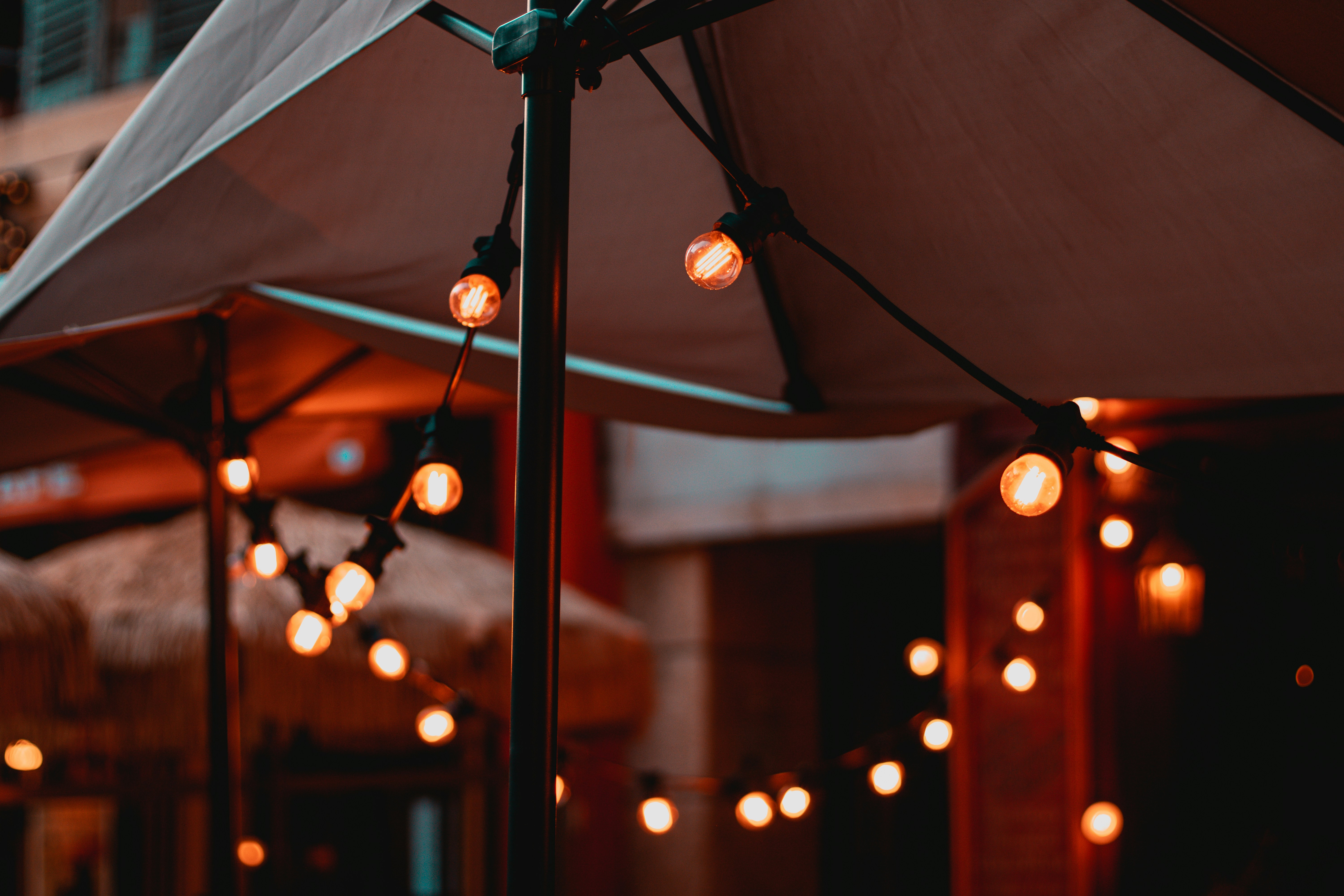 valentin-lacoste-fKjdUlXy3IY-unsplash